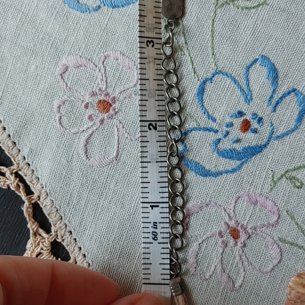 ♦️3 for $15 Pink button shell necklace - Picture 8 of 9